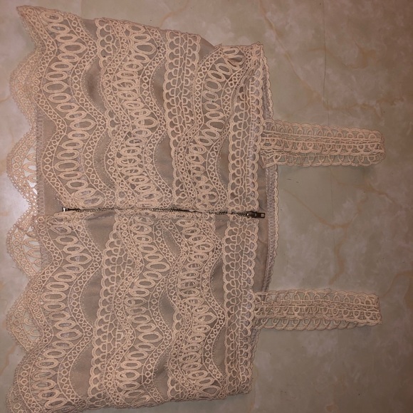 Top - Picture 3 of 4